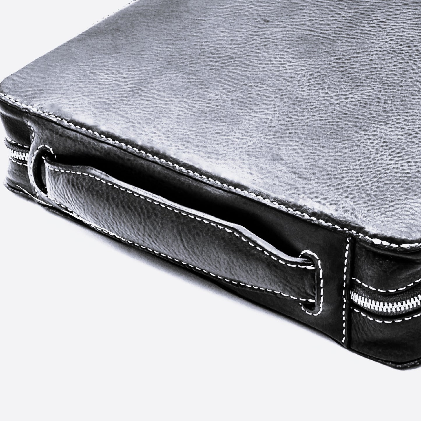 LOGOS II VOLANATO Leather Bible Folder with Pen Case