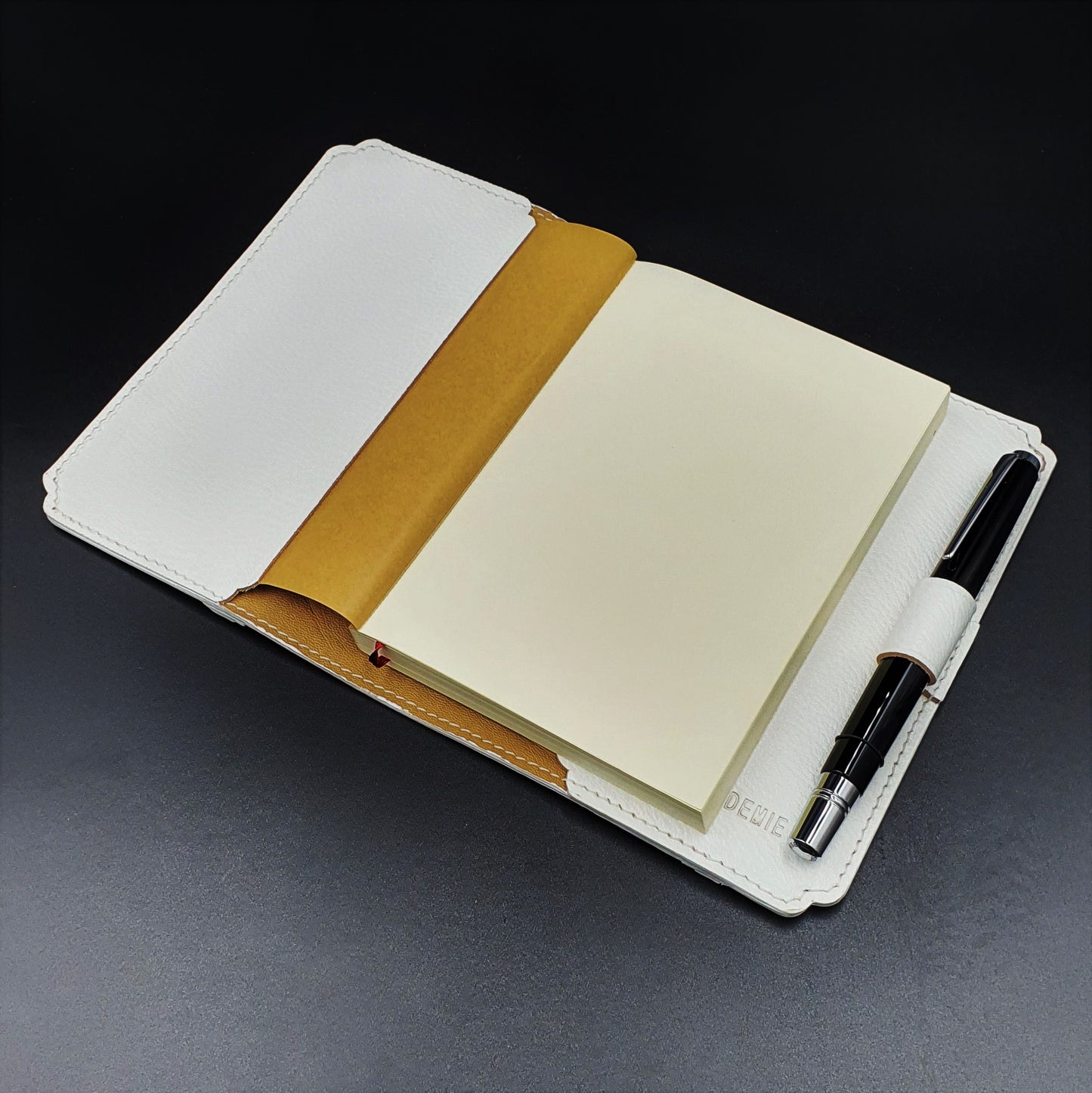 Studio Arkademie MING DH PLUM BLOSSOM A5 Portrait Notebook Sleeve, White