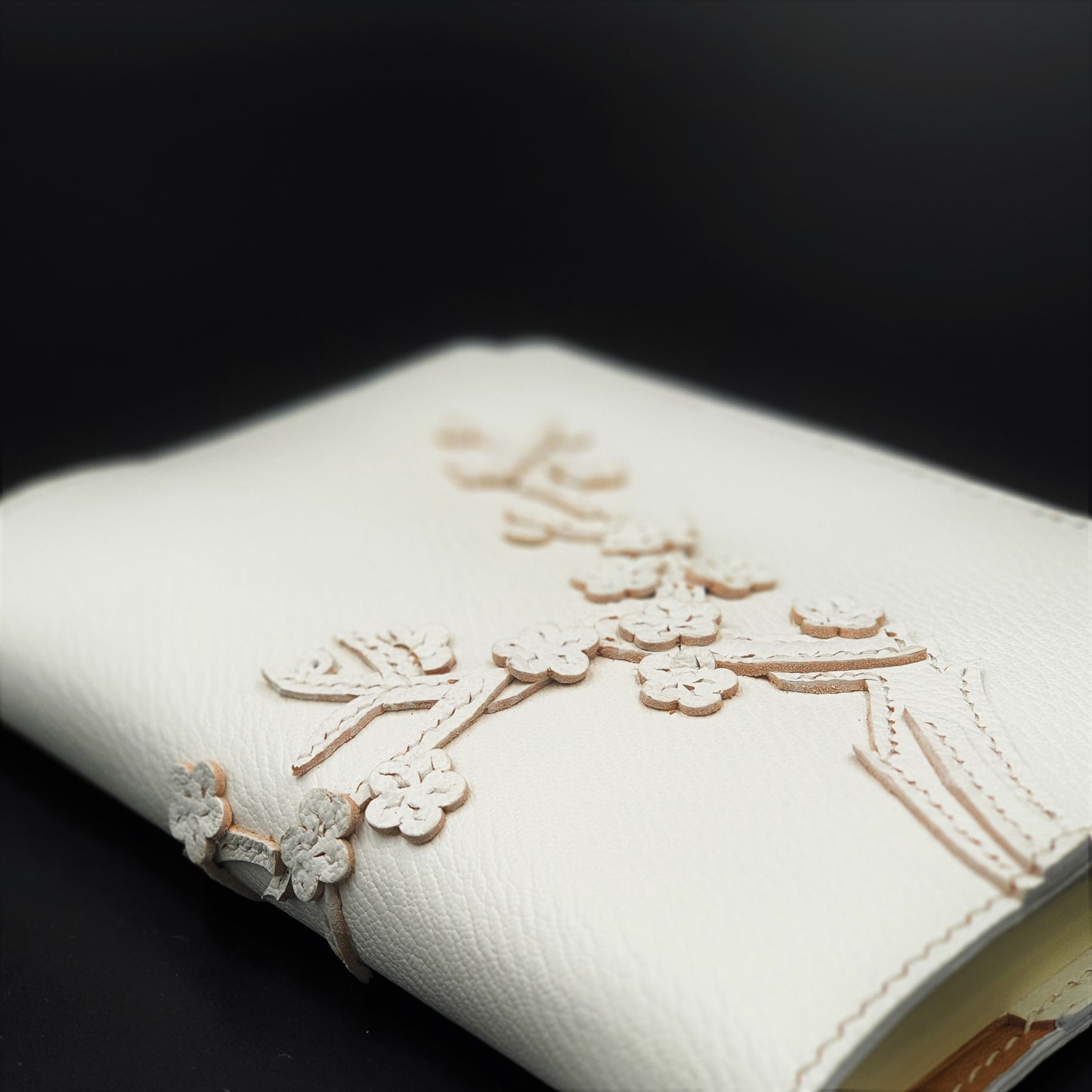 Studio Arkademie MING DH PLUM BLOSSOM A5 Portrait Notebook Sleeve, White