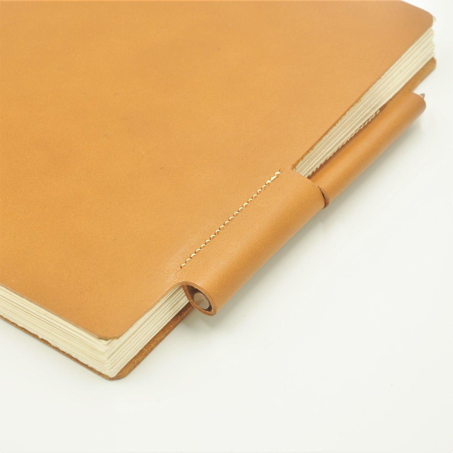ACADEMY B5-P Leather Archival Accordion Sketch Album