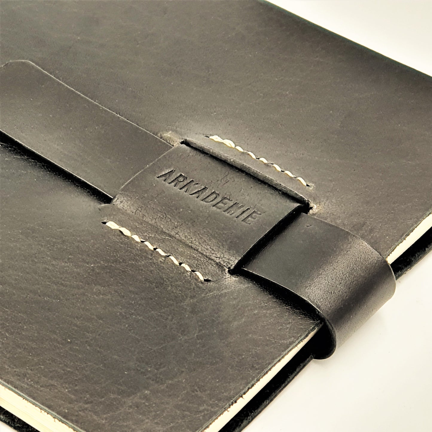 HERITAGE A5-L Leather Archival Grade Artist's Sketchbook
