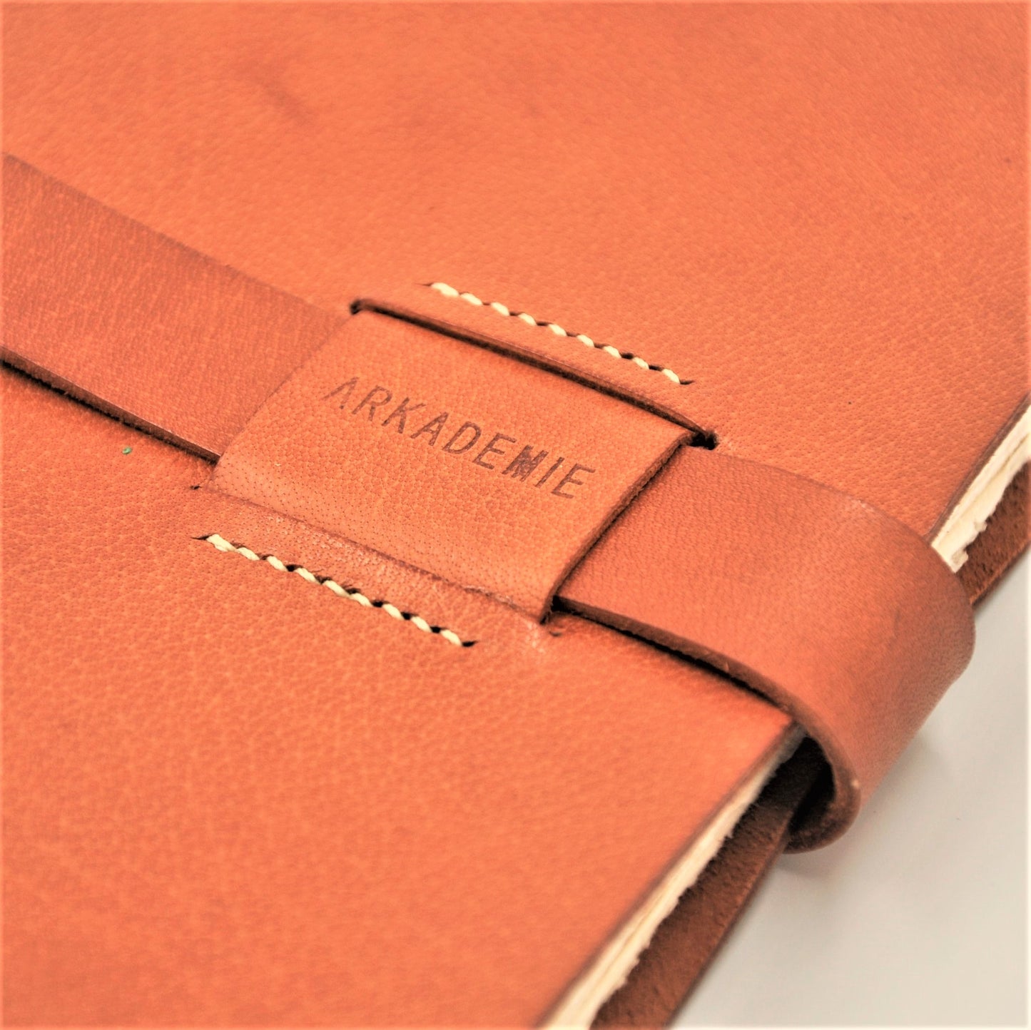 HERITAGE A5-P Leather Archival Grade Artist's Sketchbook