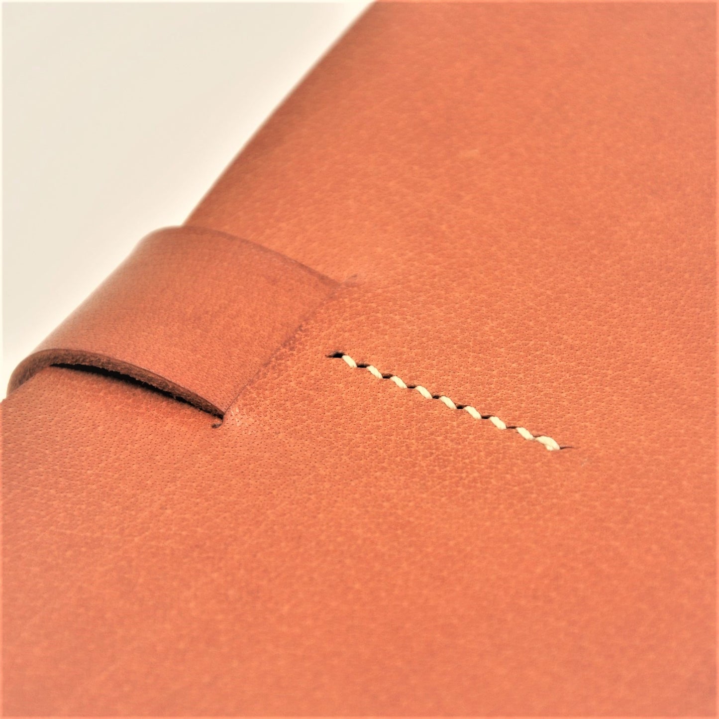 HERITAGE A5-P Leather Archival Grade Artist's Sketchbook