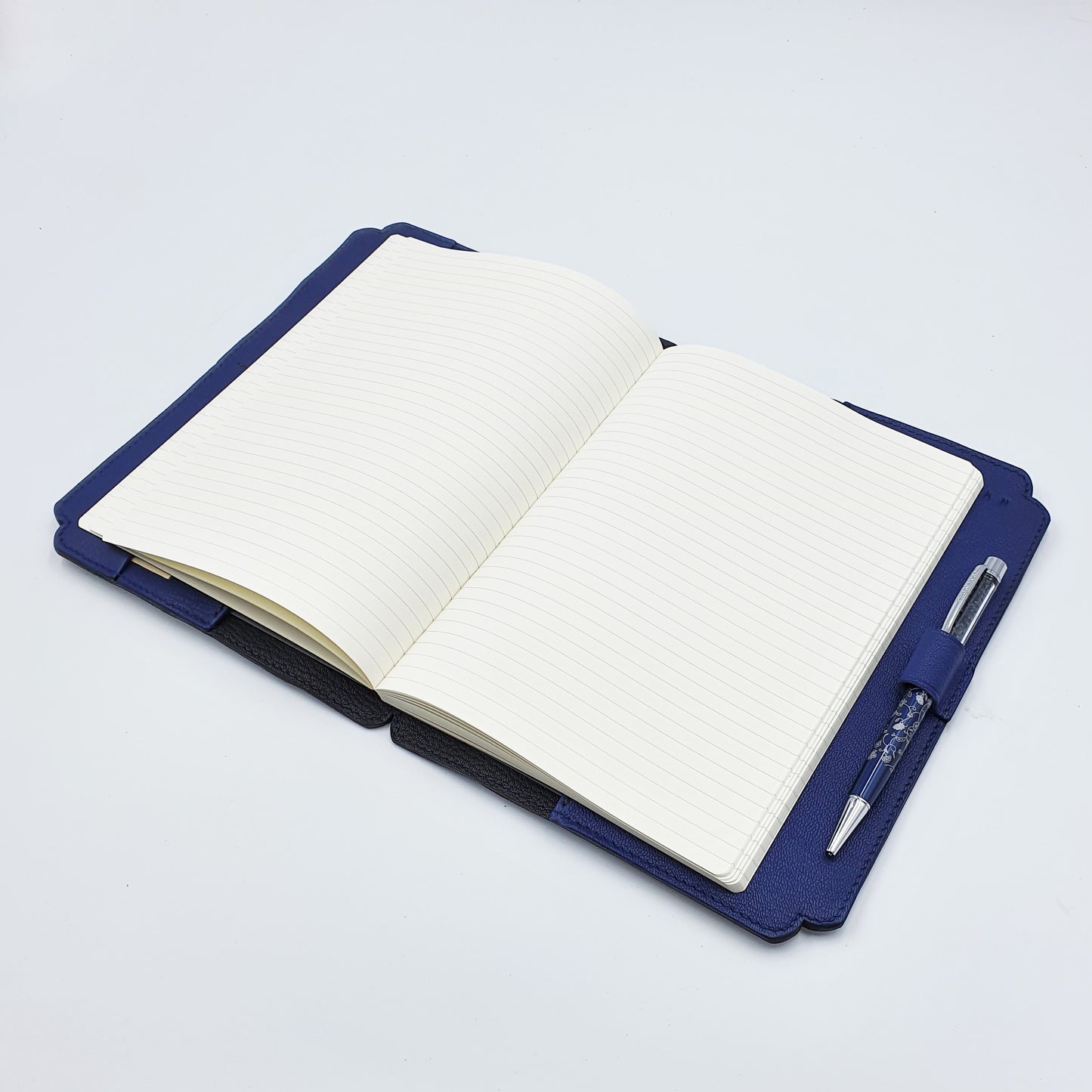 Studio Arkademie MING TEN PEONIES A5 Portrait Notebook Sleeve, Blue & White