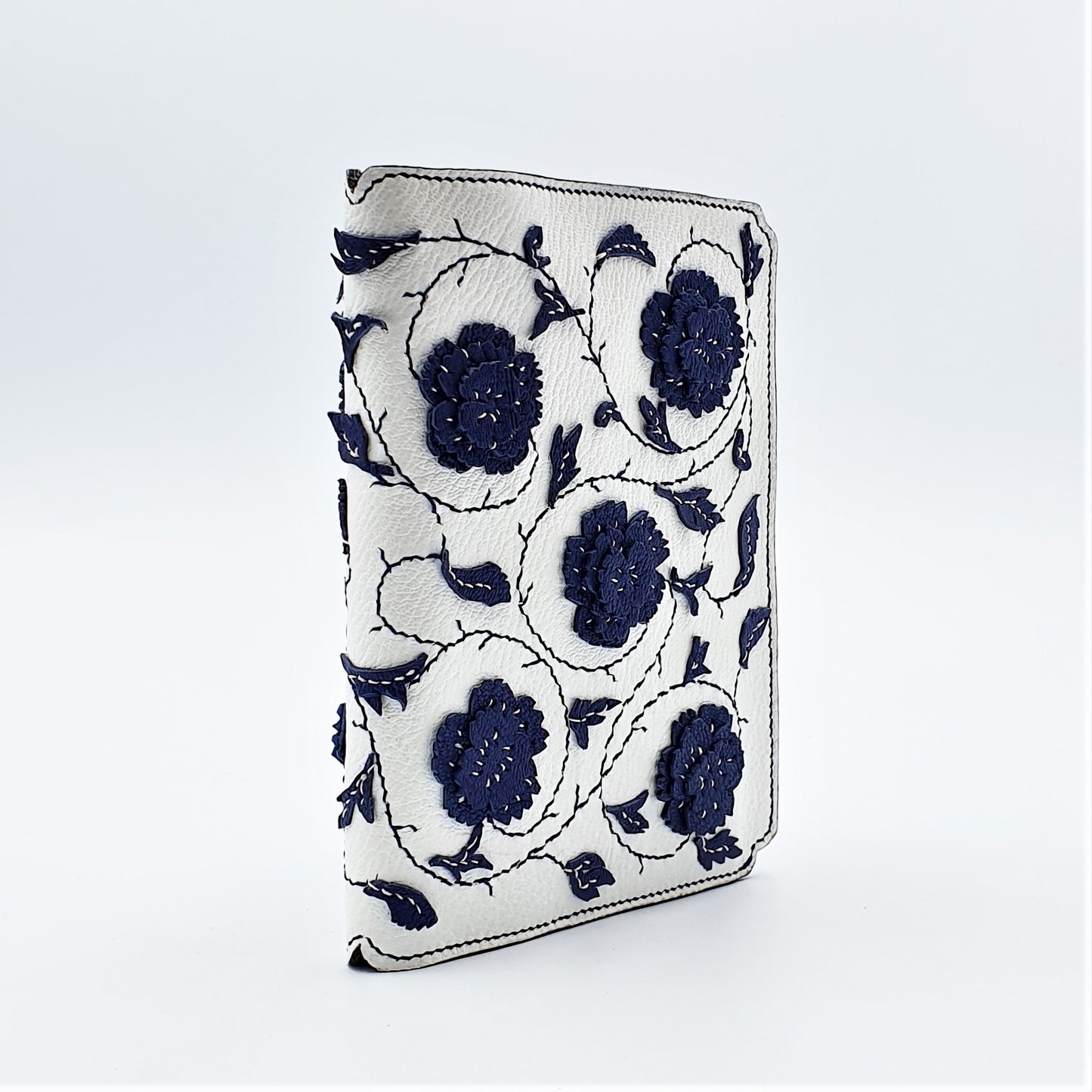 Studio Arkademie MING TEN PEONIES A6 Portrait Notebook Sleeve, Blue & White