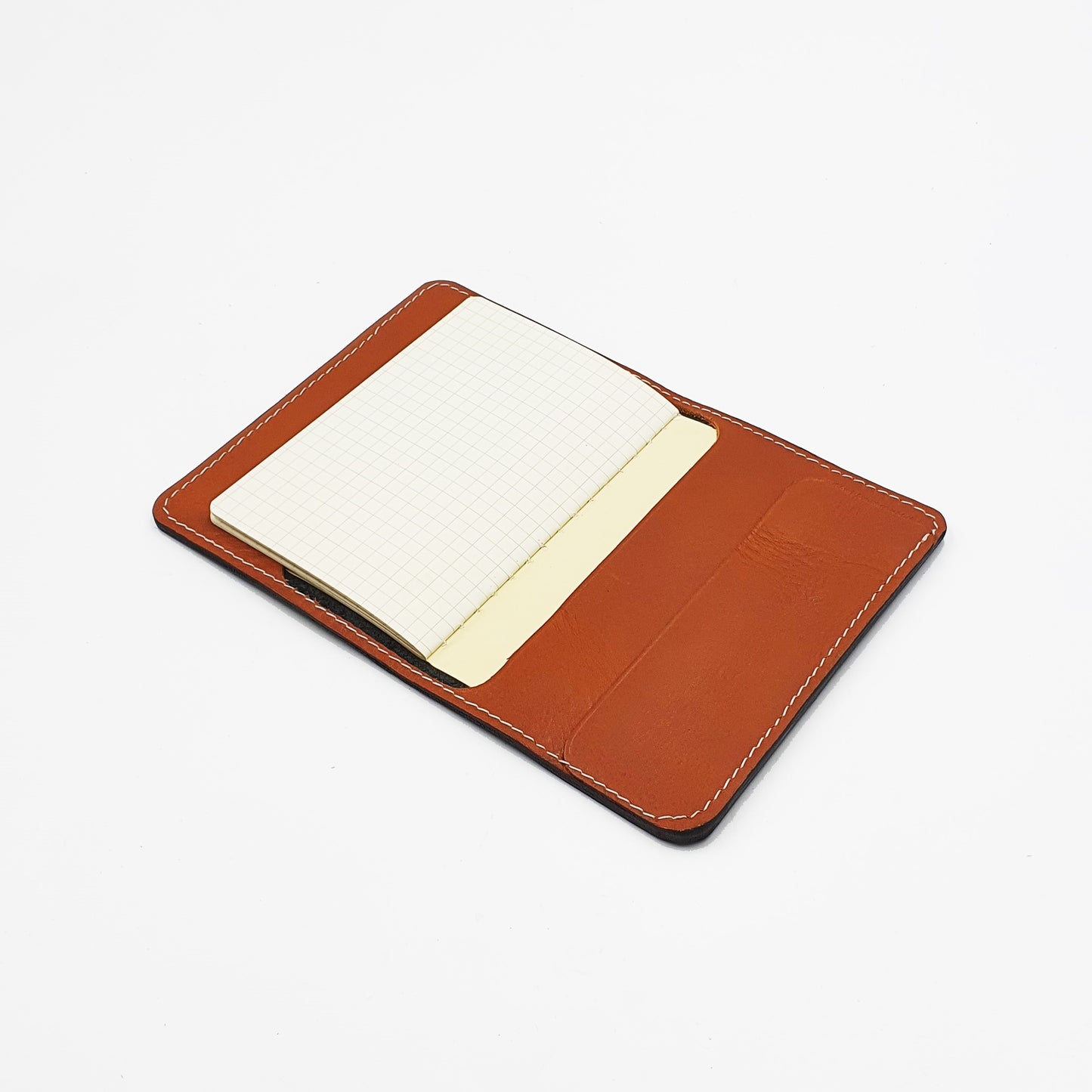 ROHE II Leather Passport Sleeve
